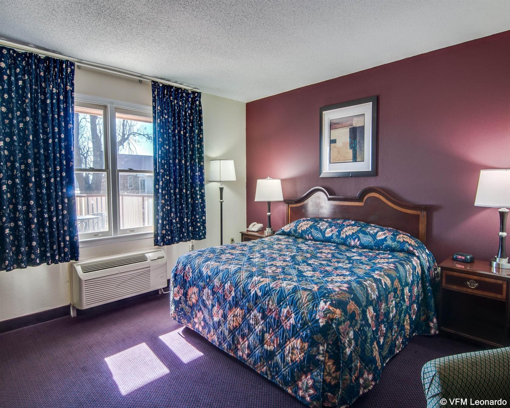 Econo Lodge Glade Springs I-81 Exteriér fotografie