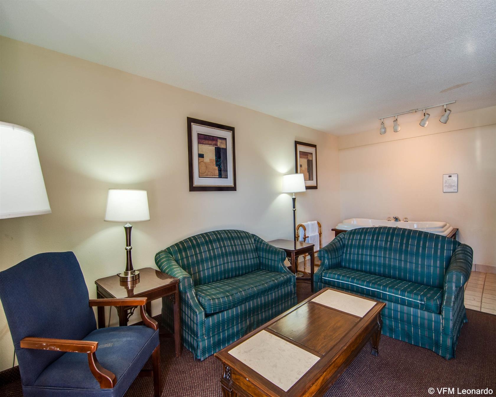 Econo Lodge Glade Springs I-81 Exteriér fotografie